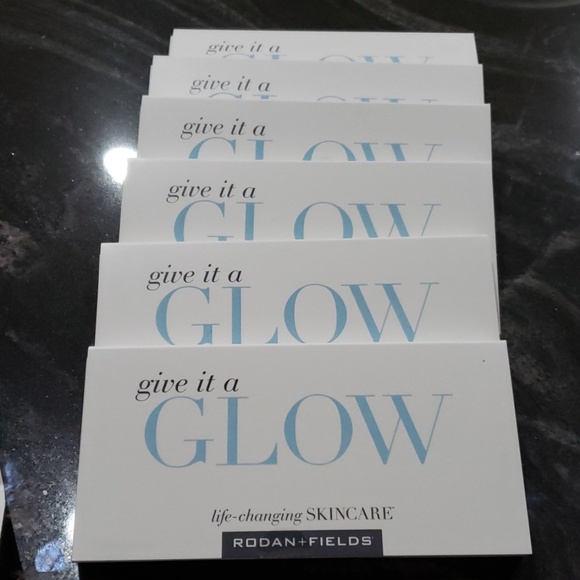 Rodan &Fields Other - Rodan & Fields glow pack